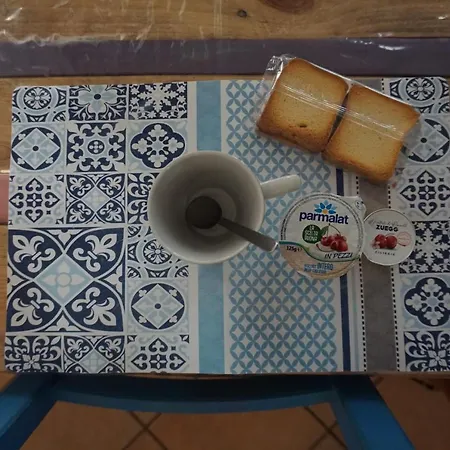 亭奇公寓 * 切法卢