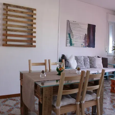 Tinky's House * Cefalu